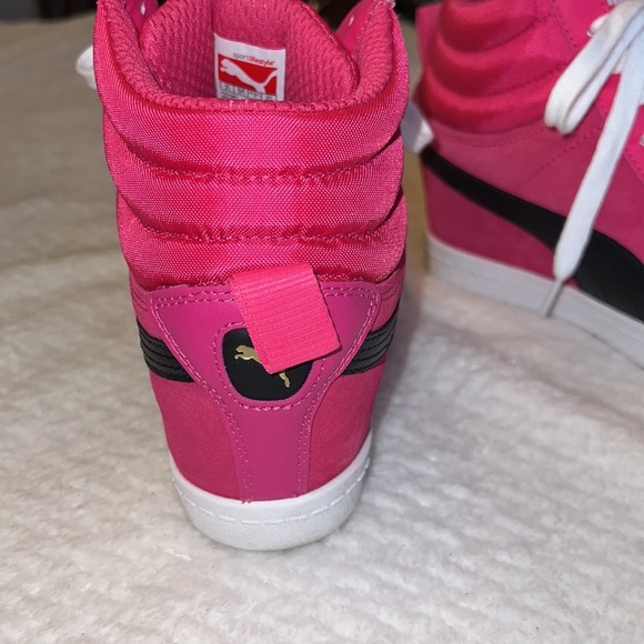 PUMA Bright Pink Suede Platform High-Top Sneakers Size 7 - Picture 4 of 10